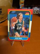 1986-87 Fleer Basketball Card - Brad Davis #22 Dallas Mavericks Nm Mt 