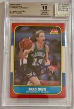 1986-87 Fleer Brad Davis #22 Mavericks Jersey Fusion Auto 10 Game Used Tag